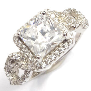 Ladies Ring with C.Z RCZ-1563