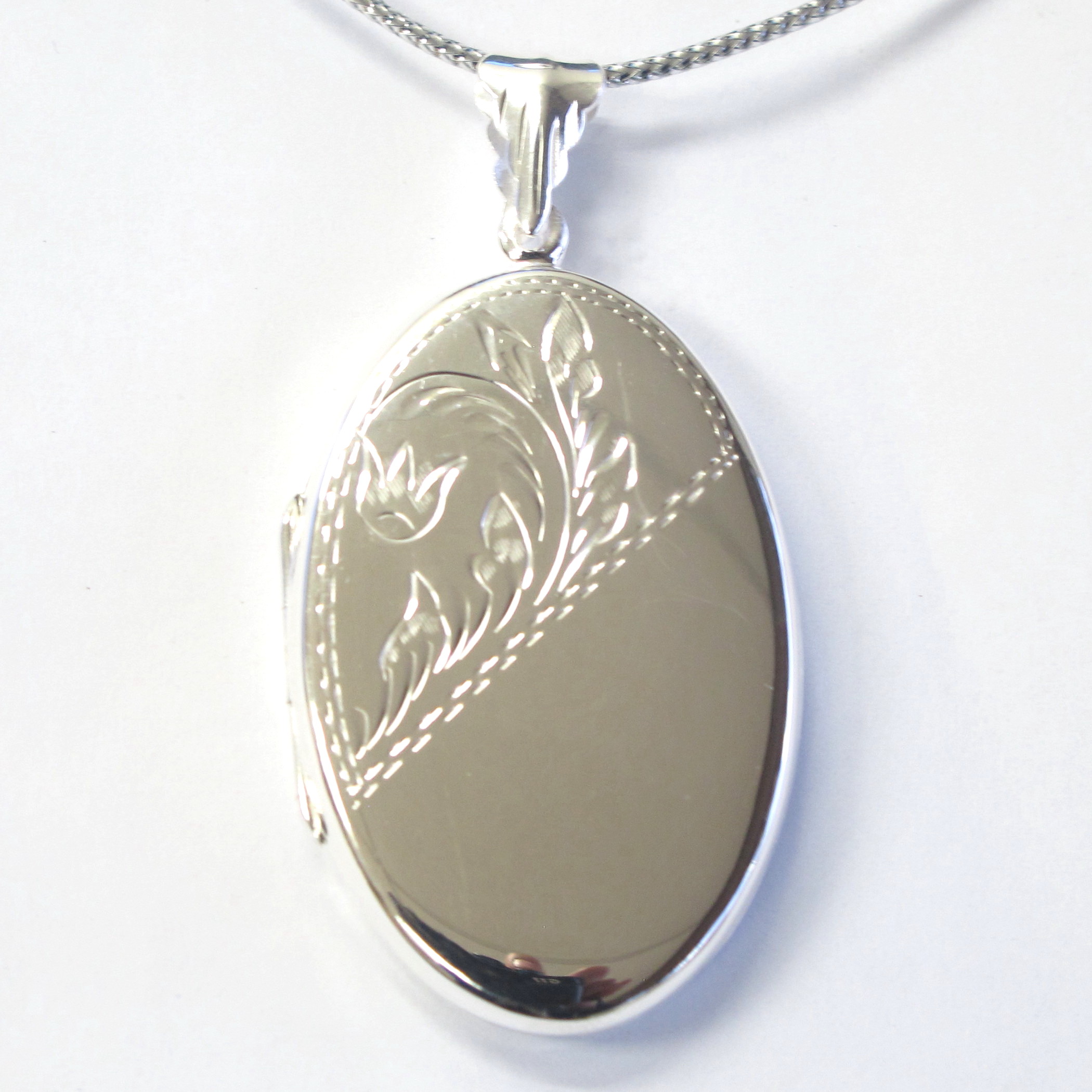 925 Sterling Silver Oval locket PLK-133