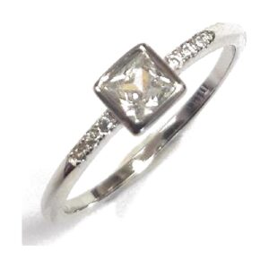 925 Sterling Silver C.Z Ladies Ring RCZ-1633